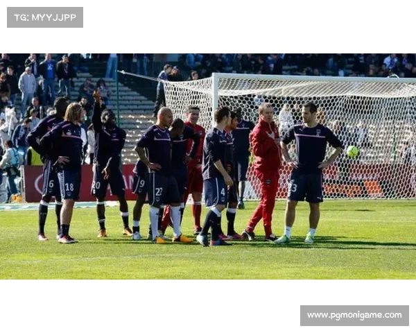 法国杯：法甲豪强争锋激烈 谁将登顶赢得荣誉与荣耀